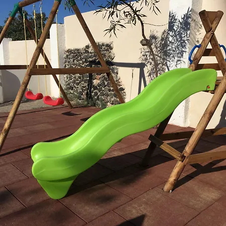 리바리 산토리니 호텔 Kamári