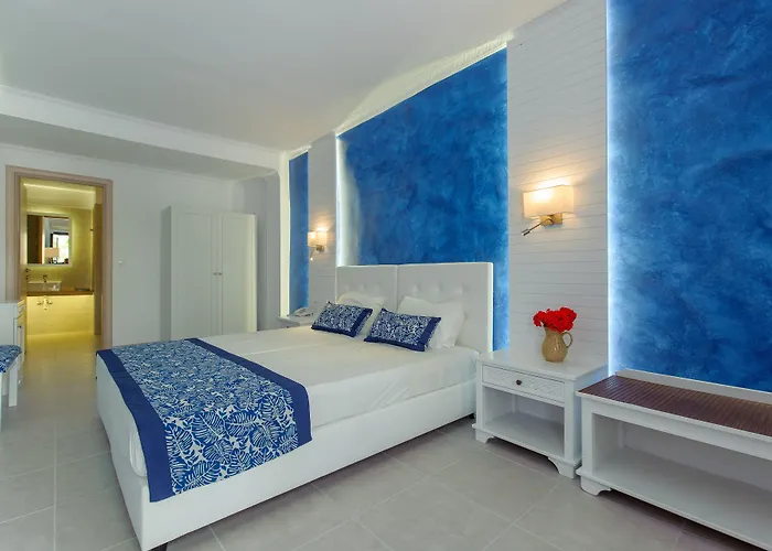 Hotel Rivari Santorini 3*