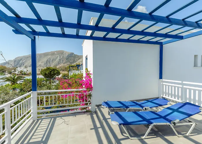 Rivari Santorini Hotel Kamári
