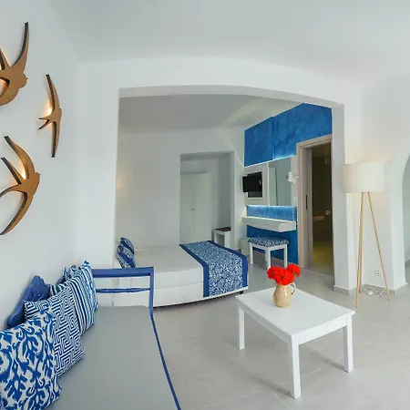Rivari Santorini 3*