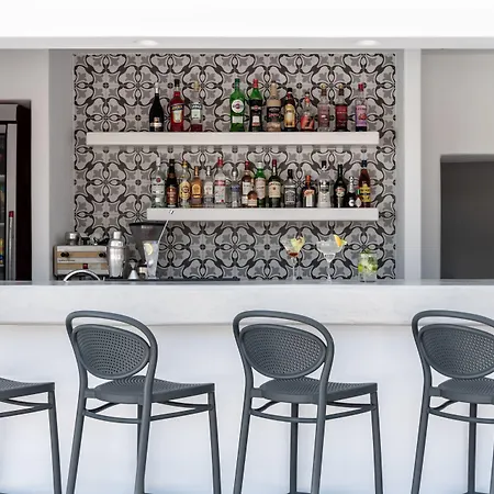 Rivari Santorini ホテル Kamári