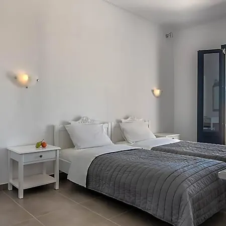 Rivari Santorini 3* Καμάρι