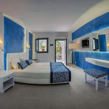 Rivari Santorini 3* Kamári