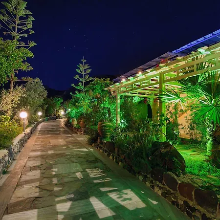 Rivari Santorini Hotel 3*