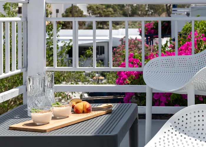 Rivari Santorini Hotel Kamari (Santorini)