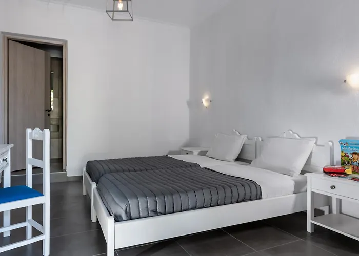 Rivari Santorini Kamari (Santorini)