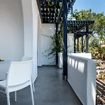 Rivari Santorini 3*