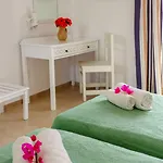 Hotel Rivari Santorini
