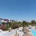 Hotel Rivari Santorini