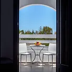 Rivari Santorini 3* Kamári