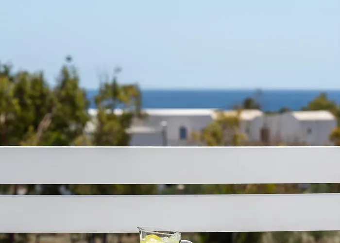 Rivari Santorini Kamári