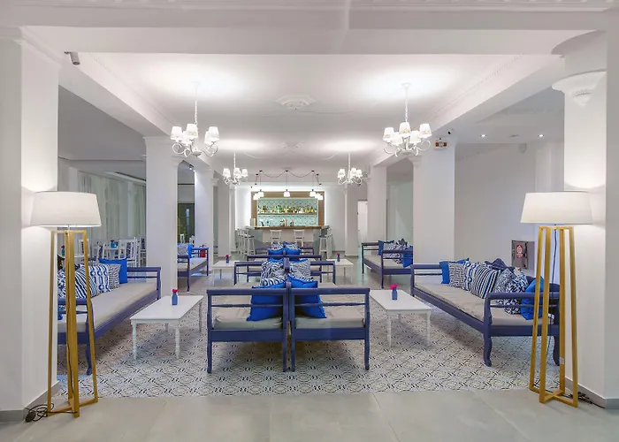 Rivari Santorini Hotel 3*