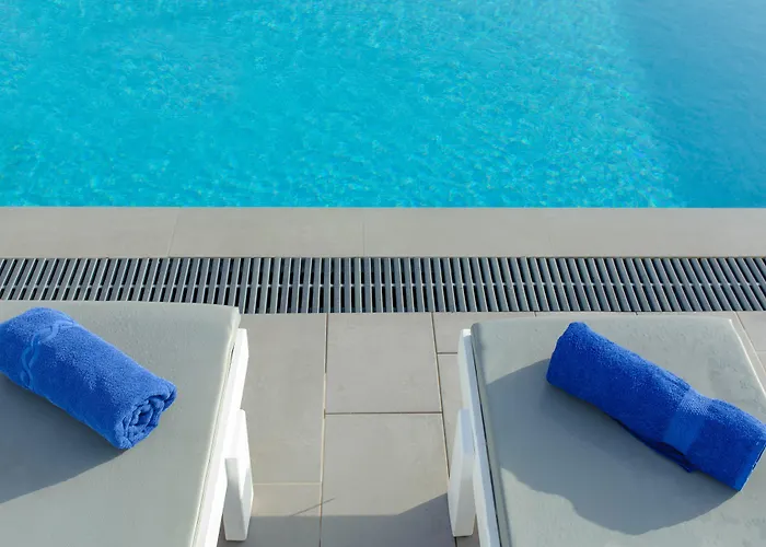 Rivari Santorini Hotel Kamári