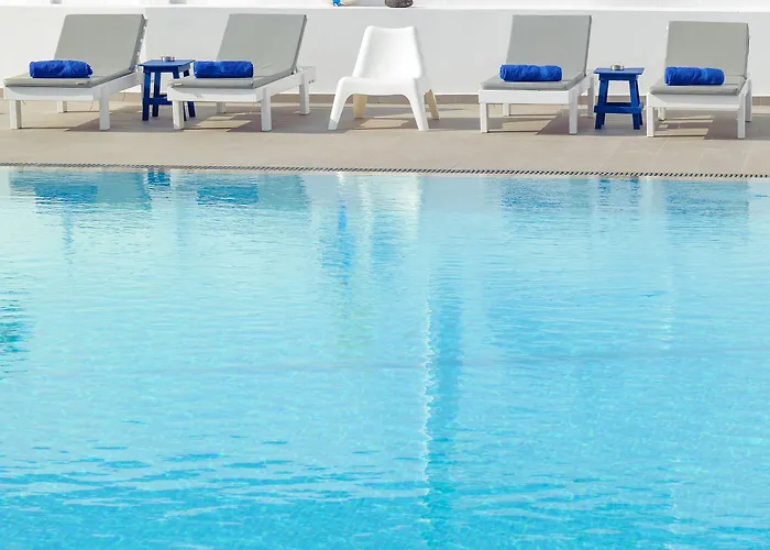 Rivari Santorini Hotel 3*