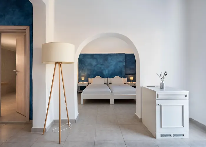 Rivari Santorini 3* Kamári